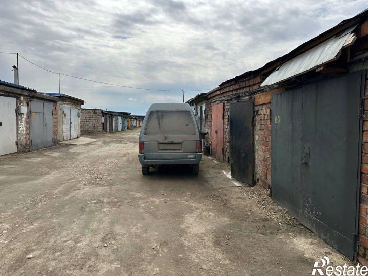 Гараж/парковка улица Павла Красильникова, 213,  д. 213