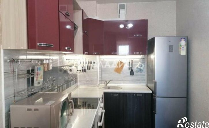 2-комн квартира улица Булавина, 10/2,  д. 10/2