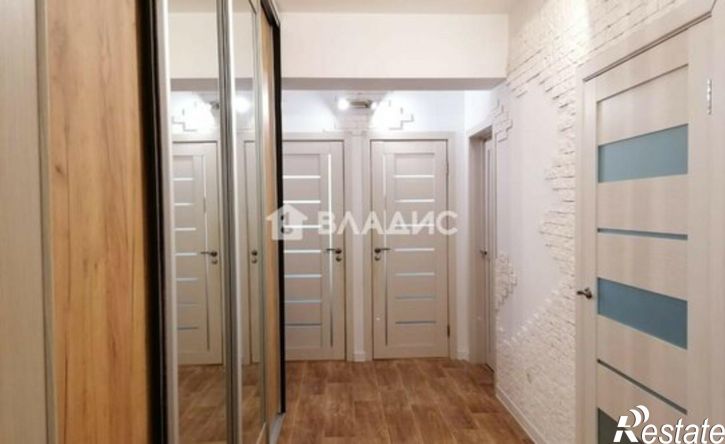 2-комн квартира улица Булавина, 10/2,  д. 10/2