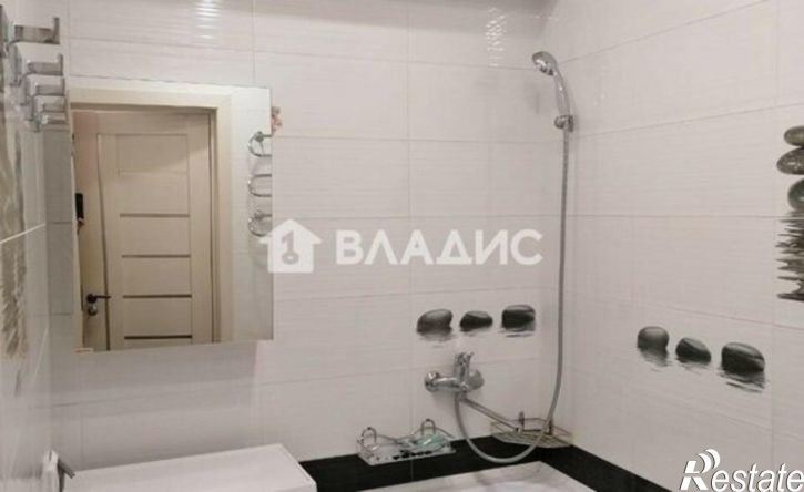 2-комн квартира улица Булавина, 10/2,  д. 10/2