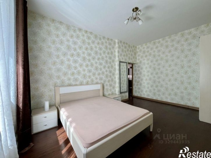2-комн квартира улица Канадзавы, 3,  д. 3