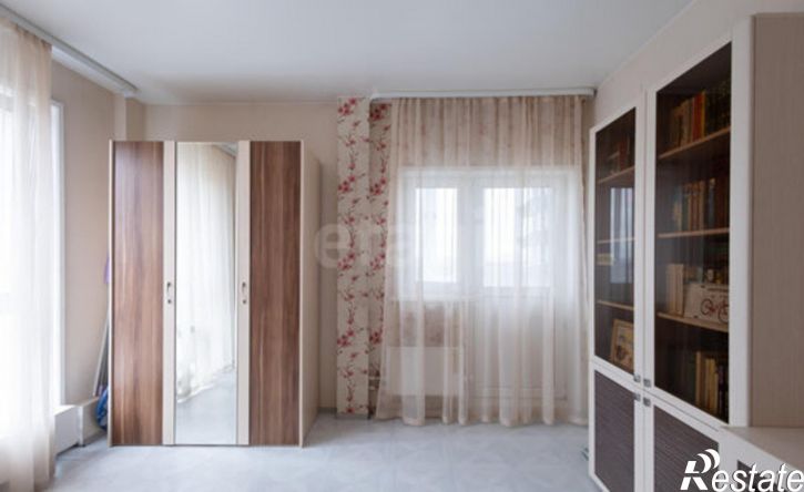3-комн квартира Индустриальная улица, 32,  д. 32