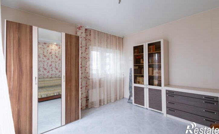 3-комн квартира Индустриальная улица, 32,  д. 32