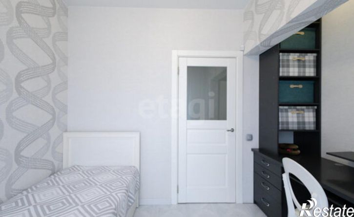 3-комн квартира Индустриальная улица, 32,  д. 32