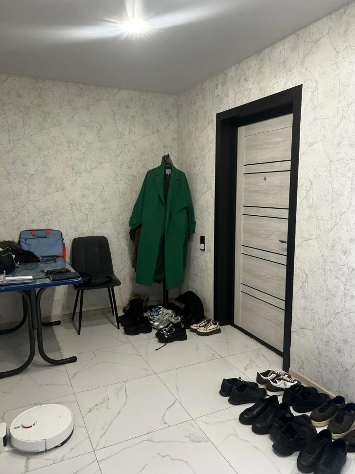 2-комн квартира Топкинский мкр., 73