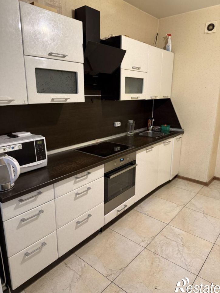 3-комн квартира Байкальская улица, 236Б/8,  д. 236Б/8