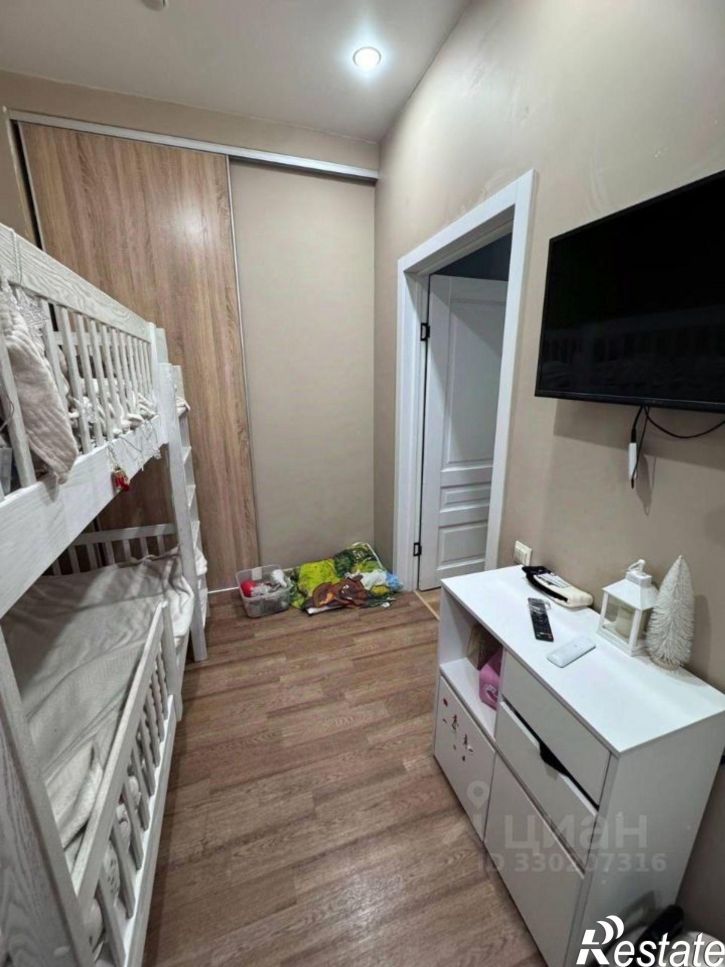 2-комн квартира улица Свердлова, 24,  д. 24