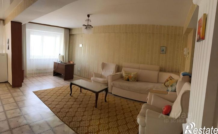 3-комн квартира микрорайон Радужный, 46