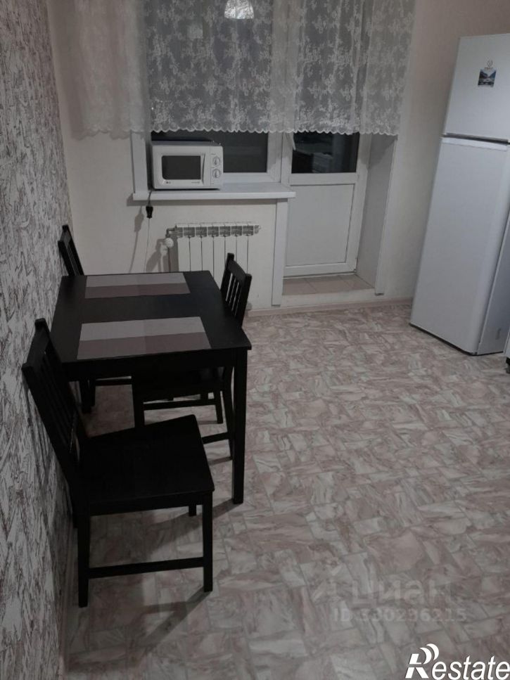 1-комн квартира ул Безбокова, 30/7,  д. 30/7
