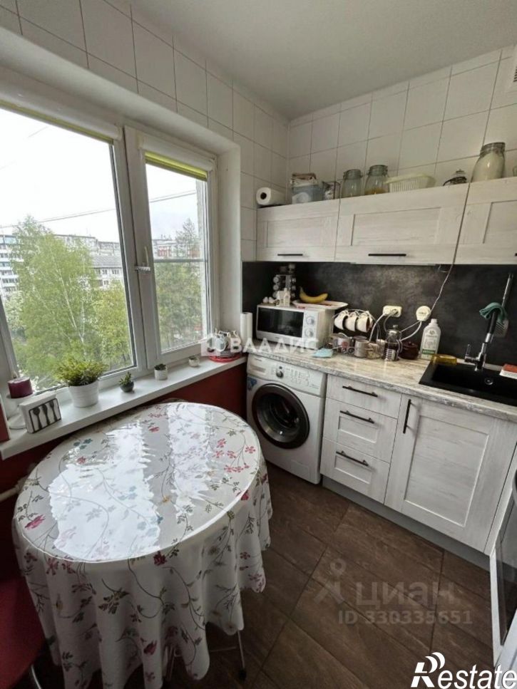 2-комн квартира микрорайон Первомайский, 3