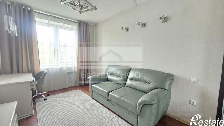 3-комн квартира ул Поленова, 33/2,  д. 33/2