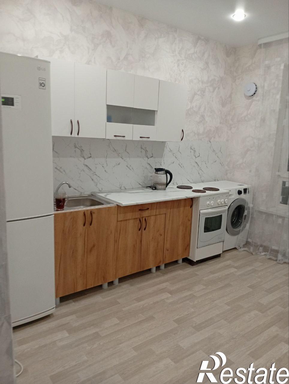 Купить комнату за 27 000 рублей на Томсона , 19