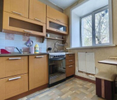 2-комн, 42кв м, этаж 4/4 ул 4-я Железнодорожная, 98