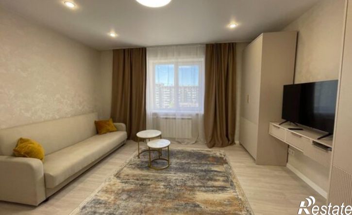 2-комн квартира микрорайон Университетский, 8