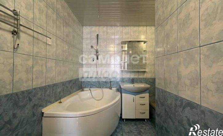 2-комн квартира улица Вампилова, 24,  д. 24