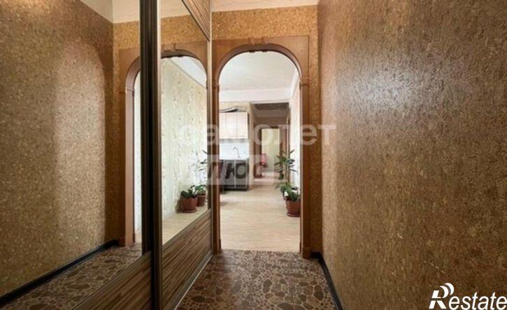 2-комн квартира улица Вампилова, 24,  д. 24