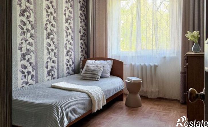 3-комн квартира улица Маршала Конева, 70,  д. 70