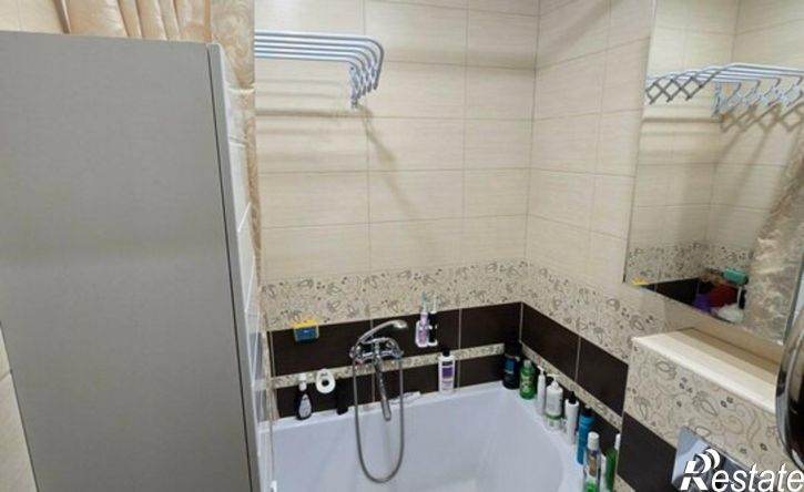 2-комн квартира микрорайон Университетский, 62