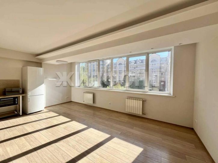 3-комн квартира Александра Невского улица, д.4