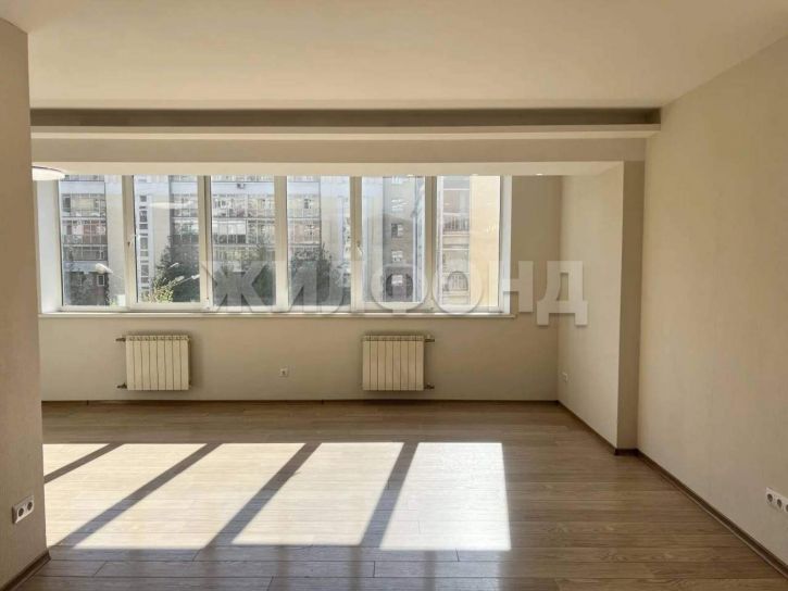 3-комн квартира Александра Невского улица, д.4