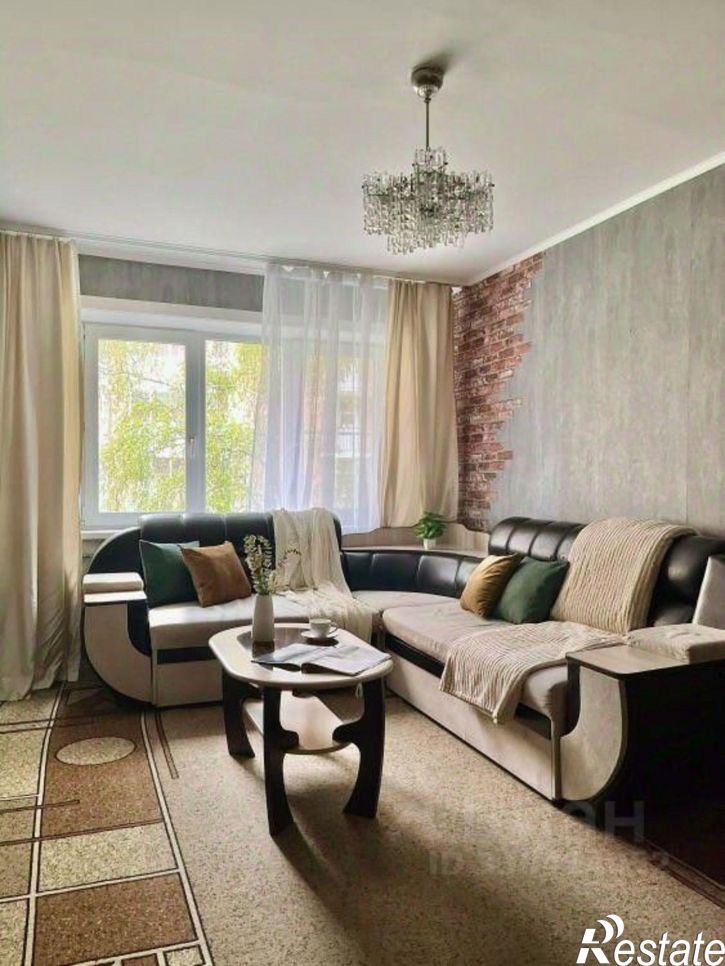 2-комн квартира улица Левитана, 16,  д. 16