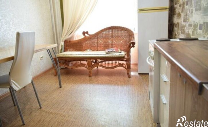1-комн квартира улица Сурнова, 30/7,  д. 30/7