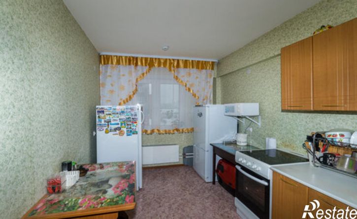 3-комн квартира улица Летописца Нита Романова, 15,  д. 15