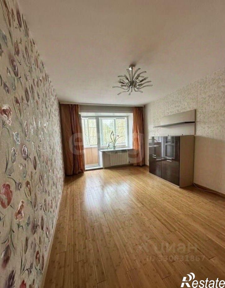 3-комн квартира улица Безбокова, 3,  д. 3
