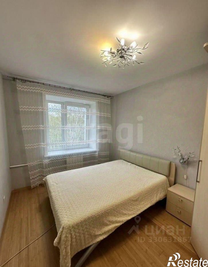 3-комн квартира улица Безбокова, 3,  д. 3