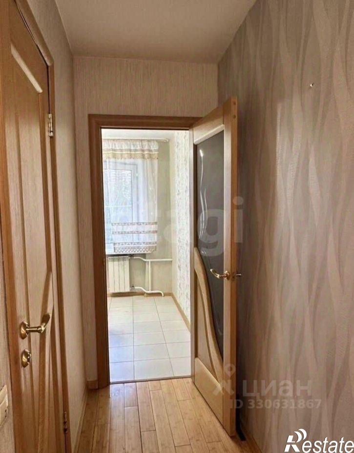 3-комн квартира улица Безбокова, 3,  д. 3