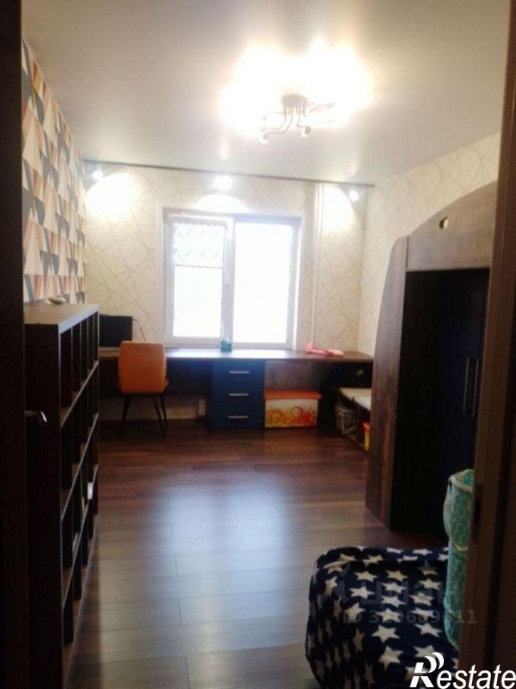 3-комн квартира Университетский м-н, 97