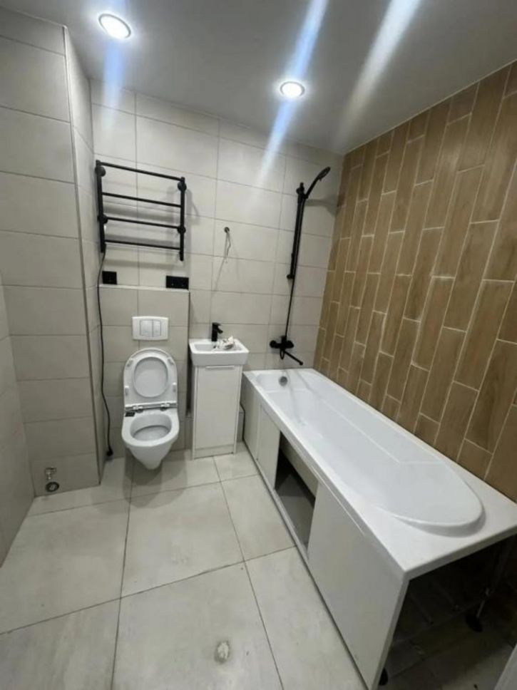 3-комн квартира Пшеничная, 15