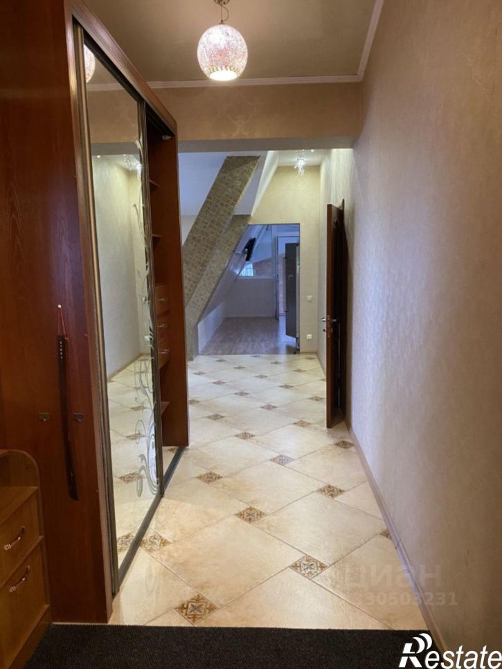 4-комн квартира бульвар Гагарина, 68В,  д. 68В