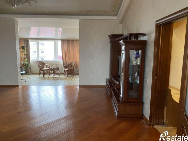 4-комн квартира бульвар Гагарина, 68В,  д. 68В
