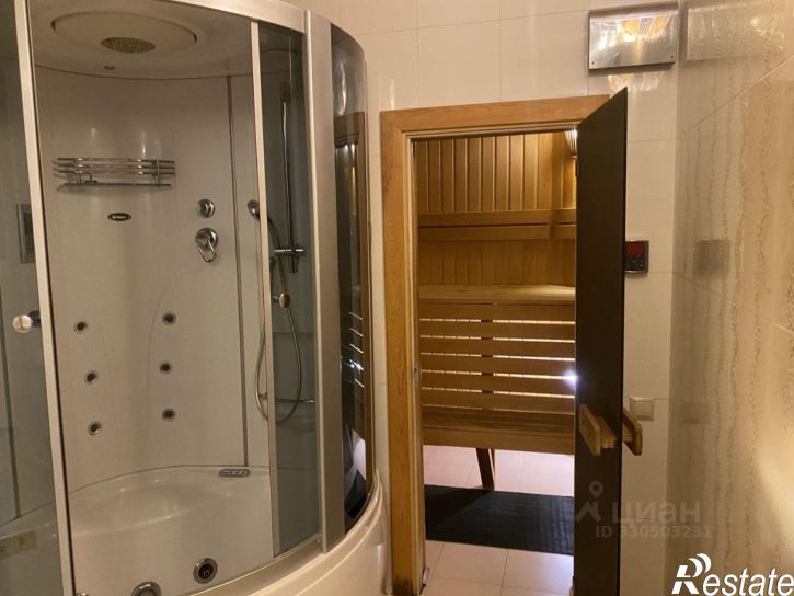 4-комн квартира бульвар Гагарина, 68В,  д. 68В