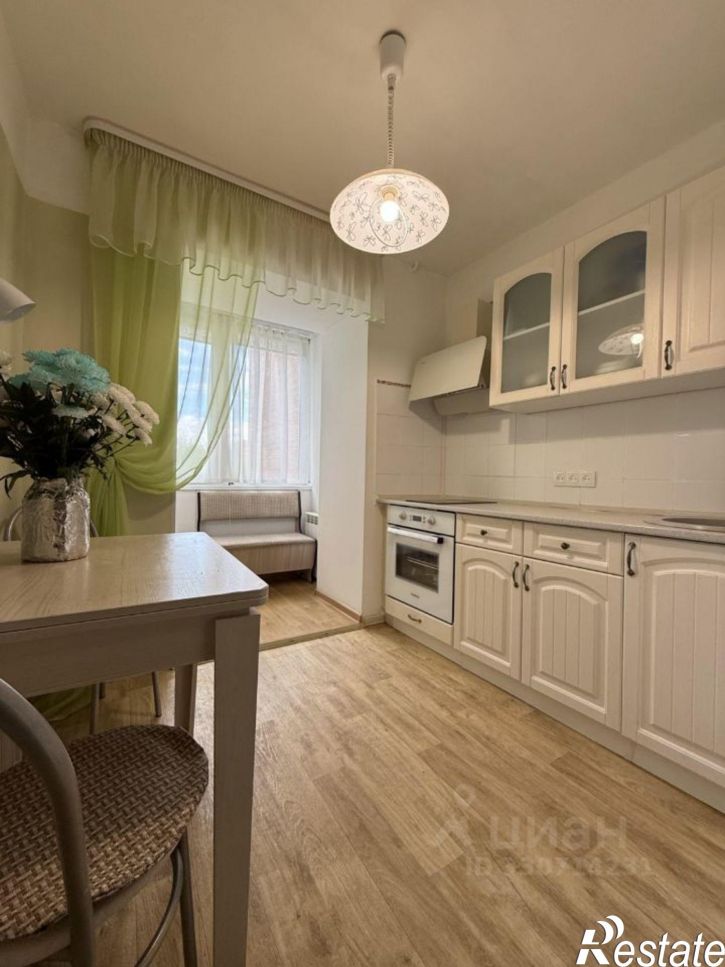 2-комн квартира улица Ломоносова, 72,  д. 72