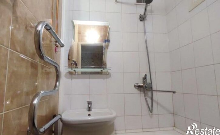 3-комн квартира улица Иосифа Уткина, 24,  д. 24