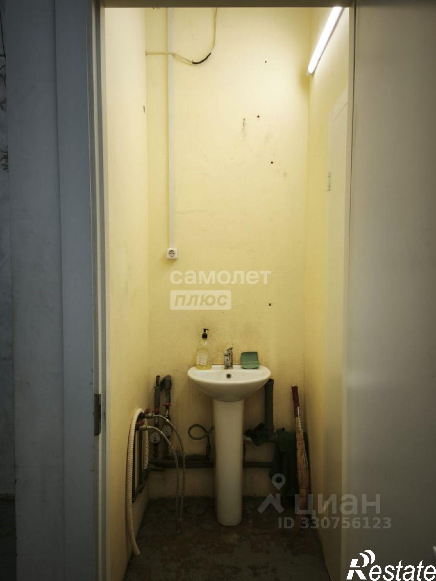 Купить складское помещение за 6 890 150 рублей на проезд Юрия Тена, 25