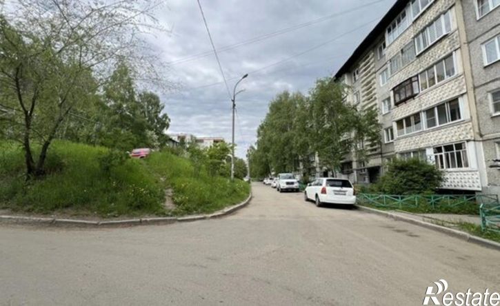 3-комн квартира микрорайон Первомайский, 58