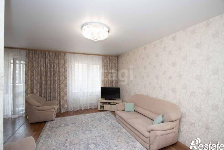 3-комн квартира улица Трилиссера, 8/4,  д. 8/4