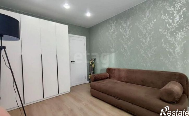 2-комн квартира улица Сурнова, 30/2,  д. 30/2