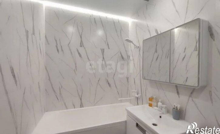 2-комн квартира улица Сурнова, 30/2,  д. 30/2