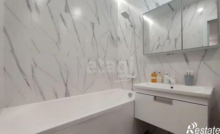 2-комн квартира улица Сурнова, 30/2,  д. 30/2