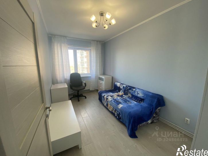 2-комн квартира улица Юрия Тена, 10,  д. 10