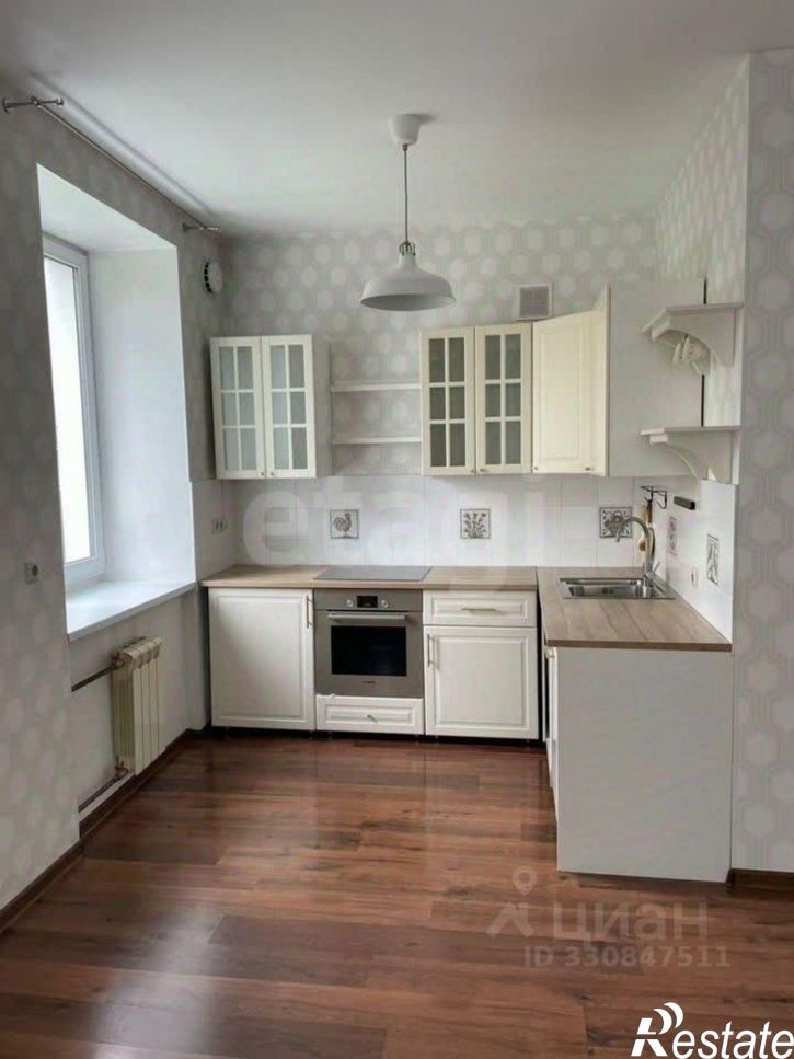 3-комн квартира улица Горького, 32Д,  д. 32Д