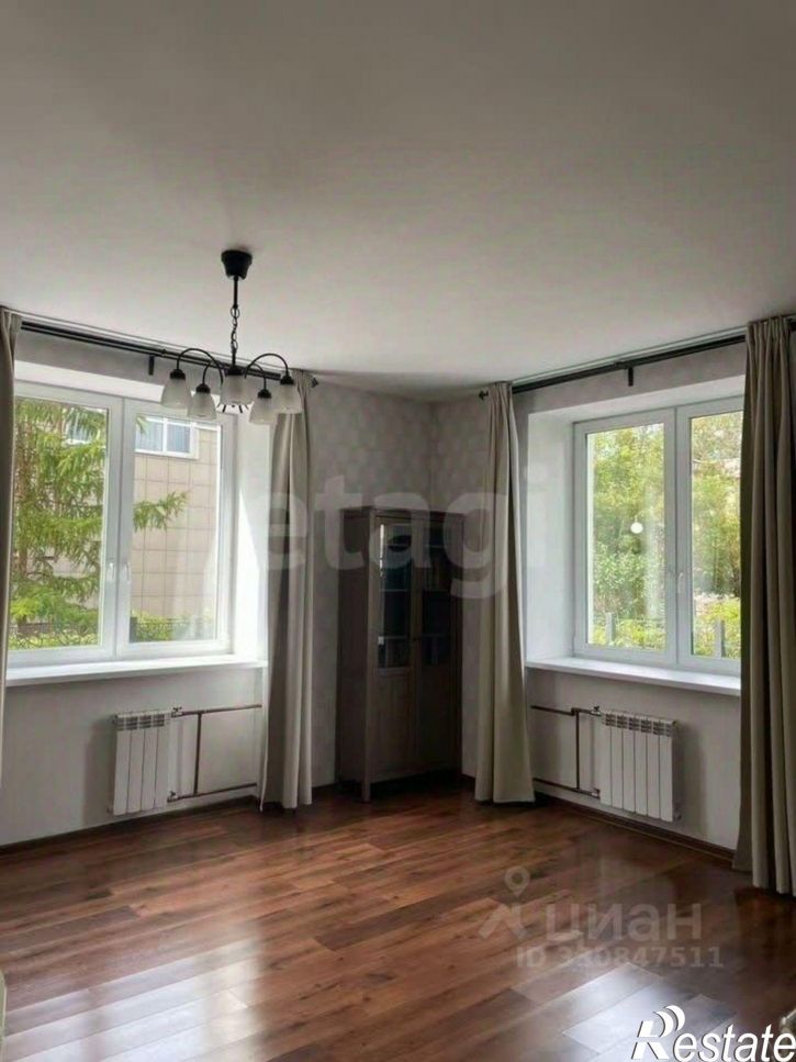 3-комн квартира улица Горького, 32Д,  д. 32Д