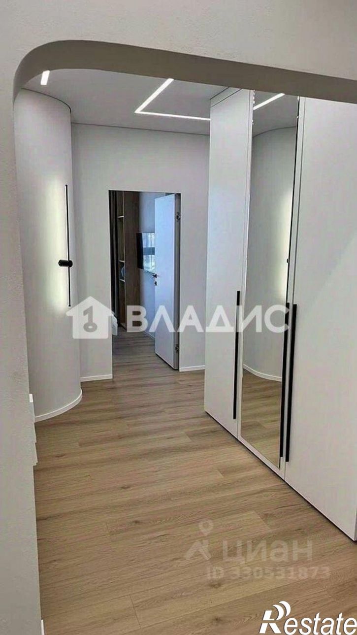 4-комн квартира улица Лызина, 9,  д. 9