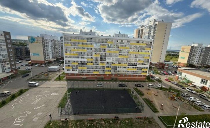 3-комн квартира улица Летописца Нита Романова, 11,  д. 11