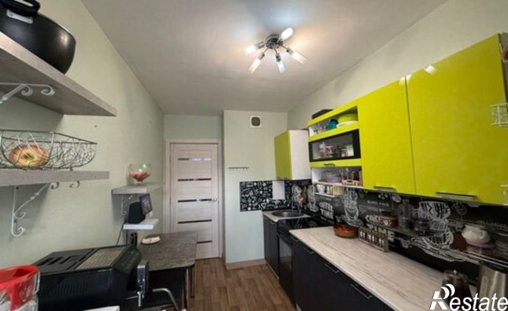 3-комн квартира улица Летописца Нита Романова, 11,  д. 11