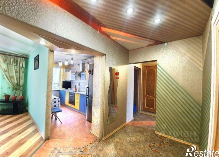3-комн квартира микрорайон Университетский, 104